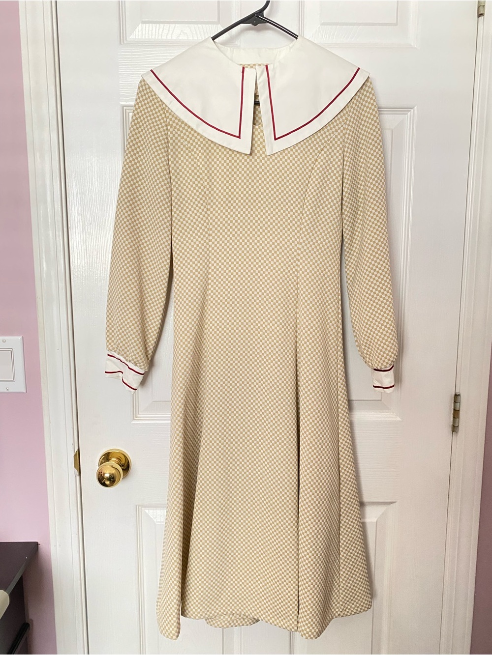 Removable collar maxi dress